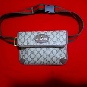 Gucci Gg supreme belt bag. 2way crossbody/unisex